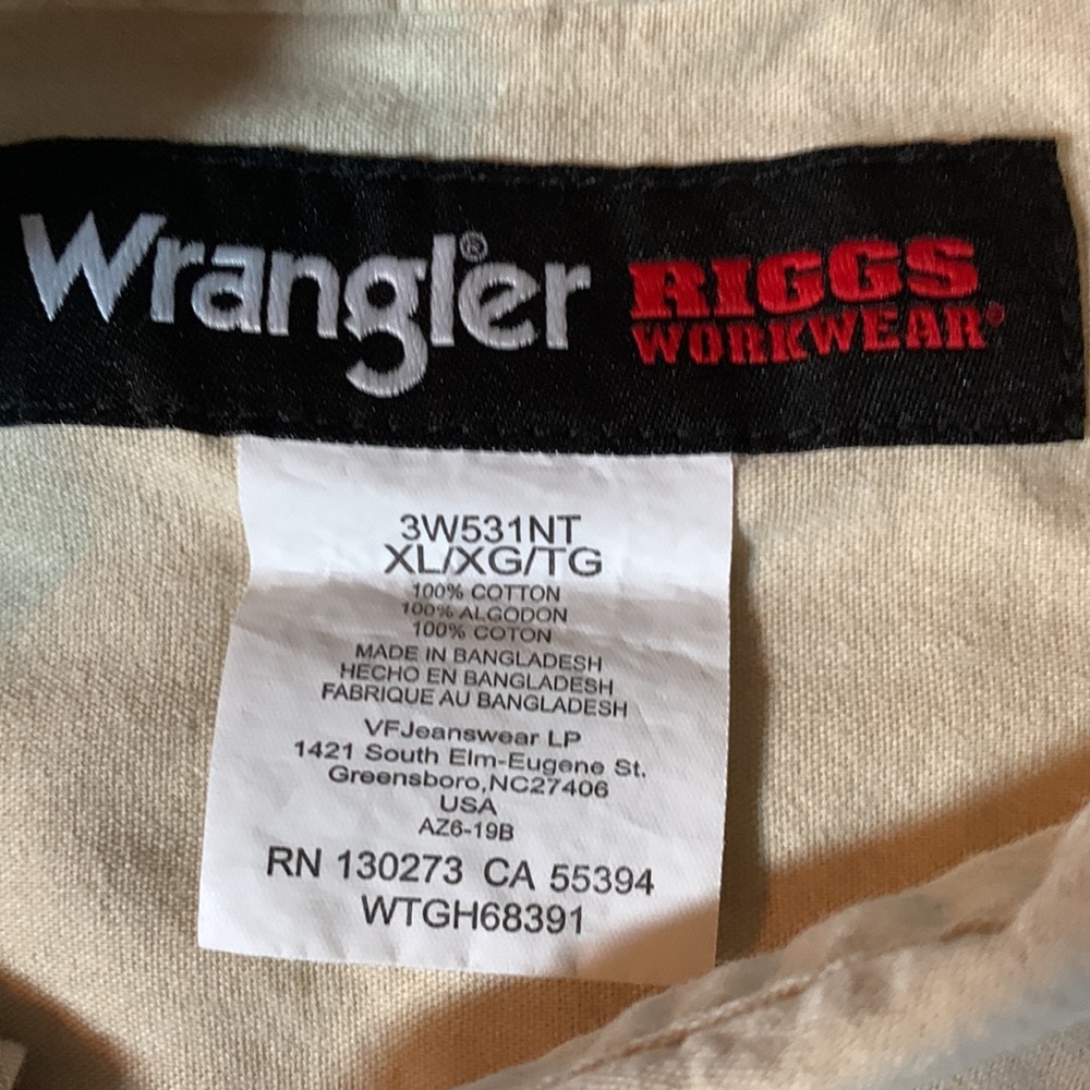 Men’s Wrangler Riggs Workwear tan shirt sleeve button up shirt. Size XL - Picture 2 of 7